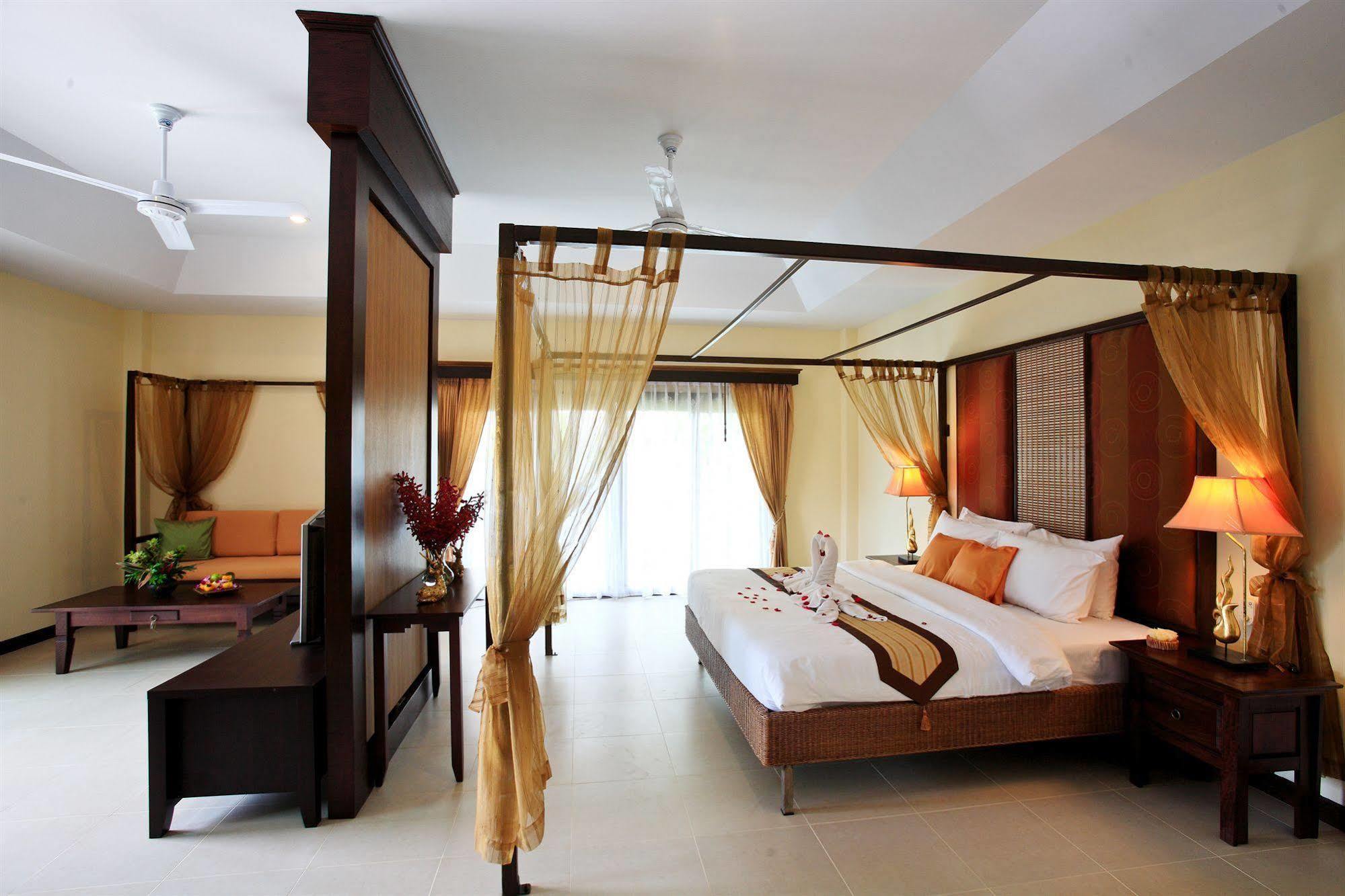Thai Thani Pool Villa Resort หาดจอมเทียน ภายนอก รูปภาพ