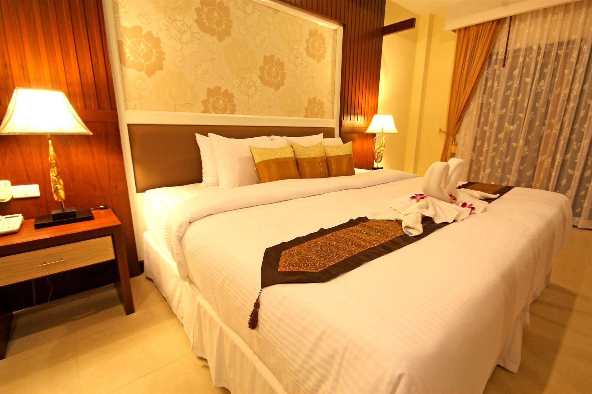 Thai Thani Pool Villa Resort หาดจอมเทียน ภายนอก รูปภาพ